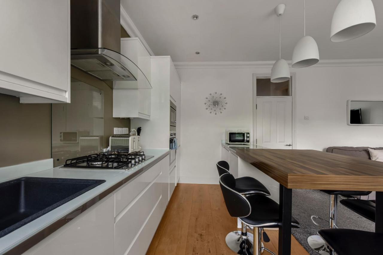 The West Kensington Apartments Лондон Номер фото